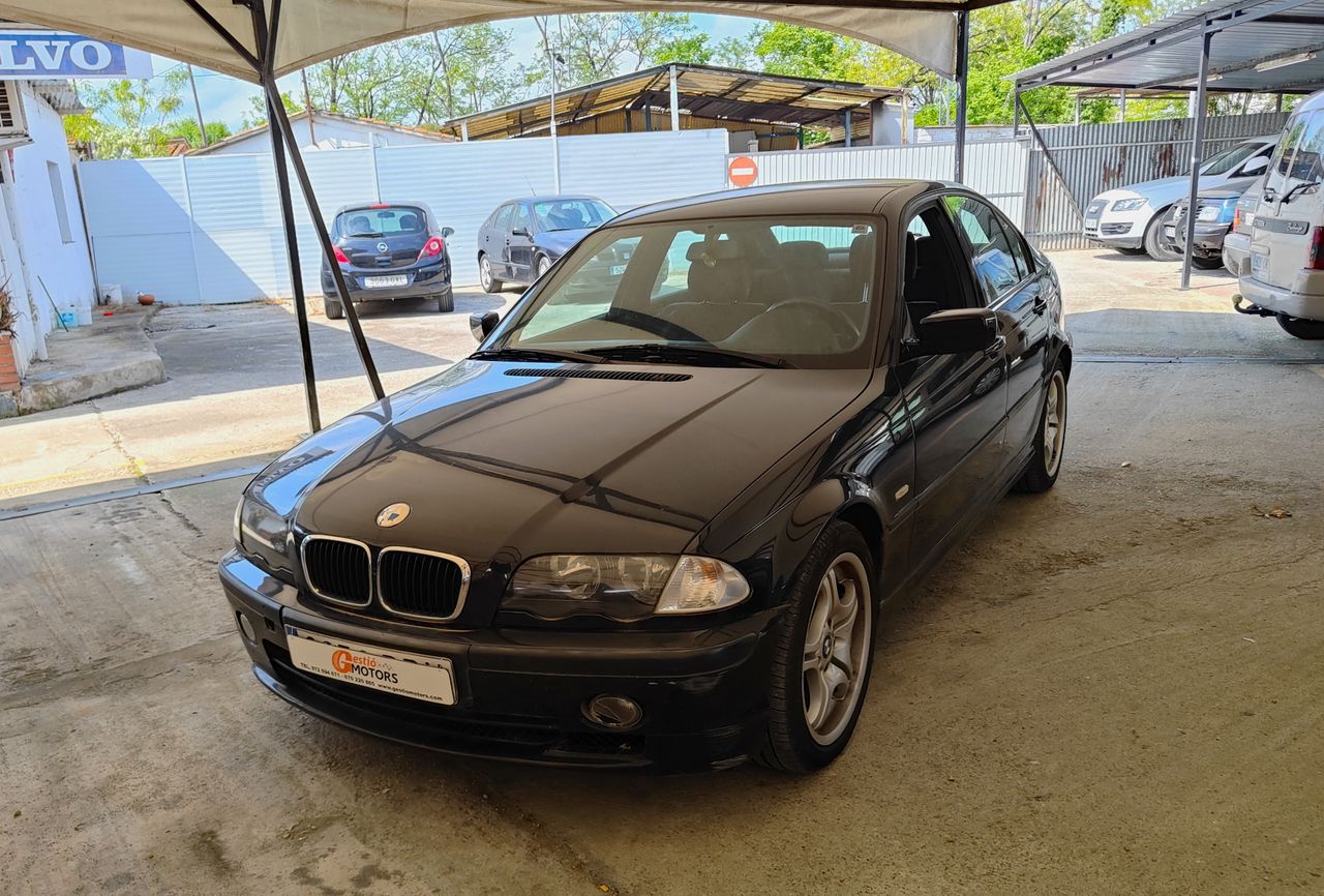 Foto bmw serie 3 2000 /