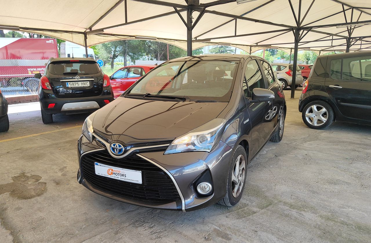 Foto toyota yaris 2015 /