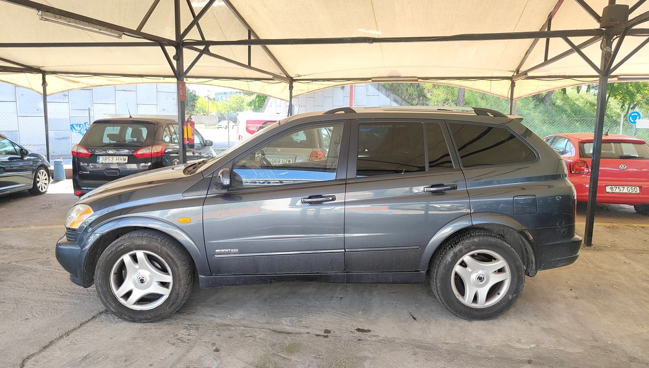 ssangyong kyron 2006 / foto grande (3)