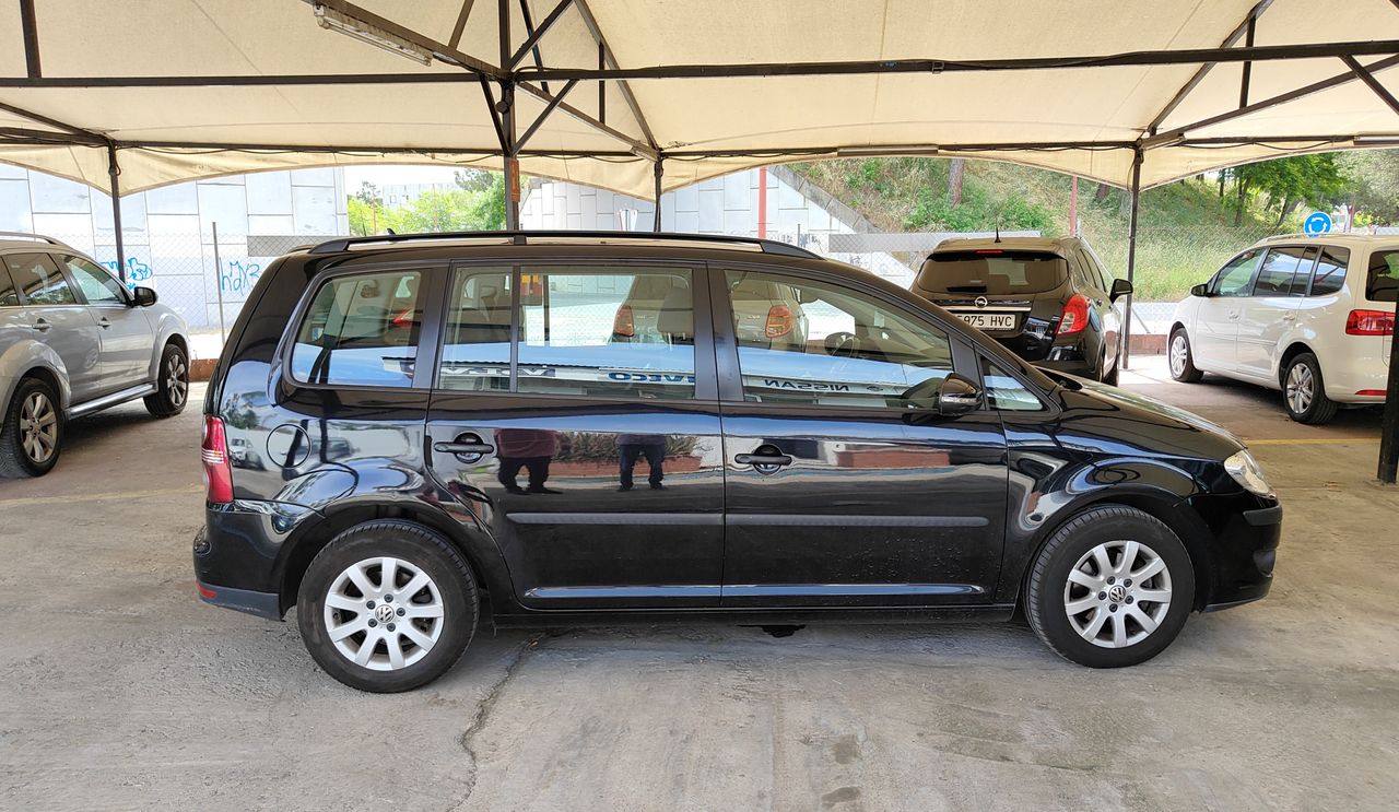 volkswagen touran 2010 / foto grande (2)
