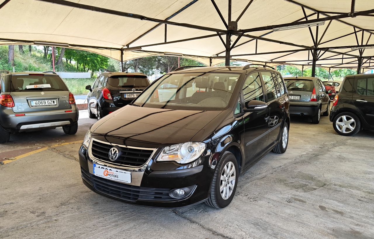 Foto volkswagen touran 2010 /