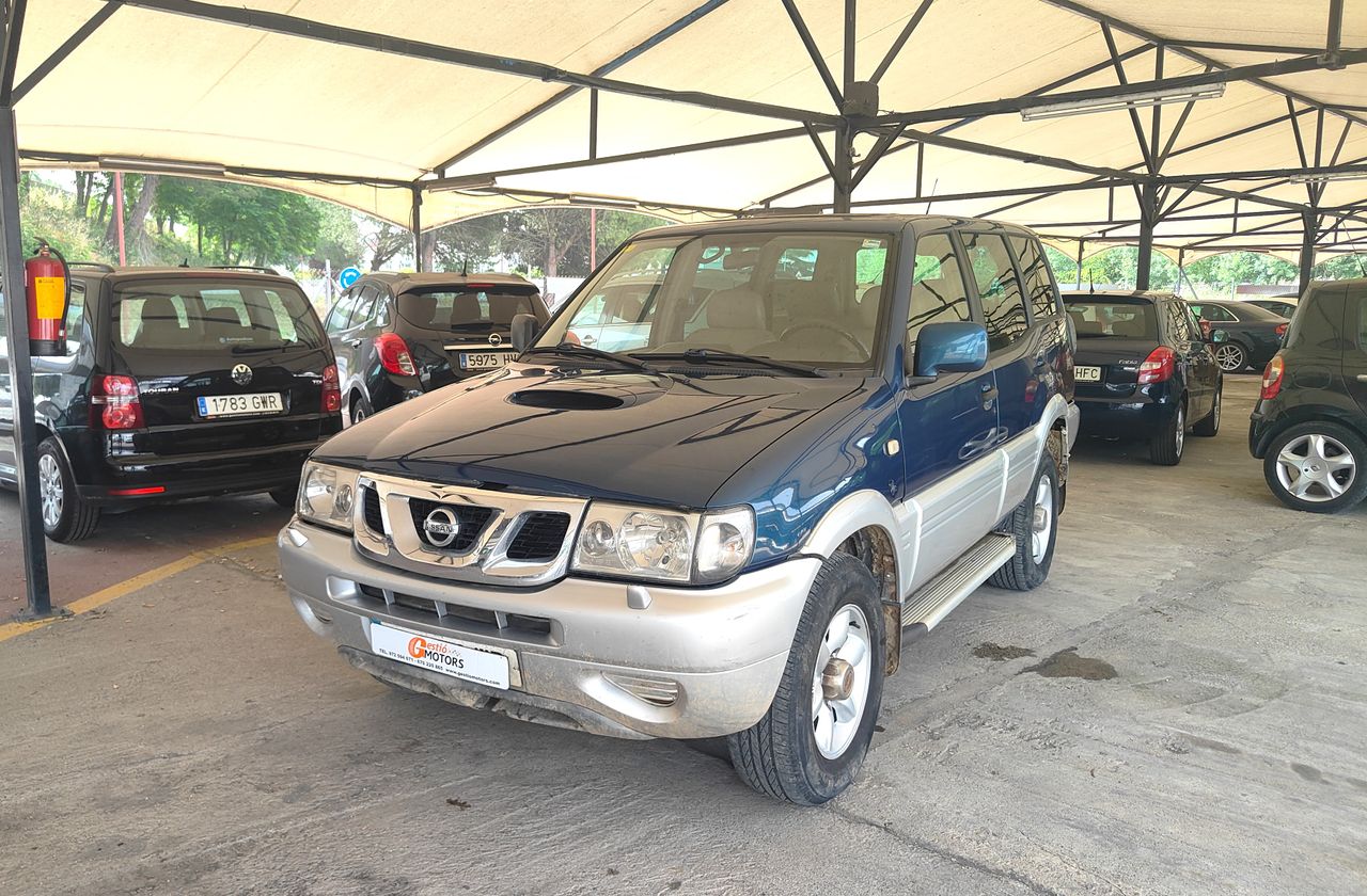 Foto nissan terrano 1999 /