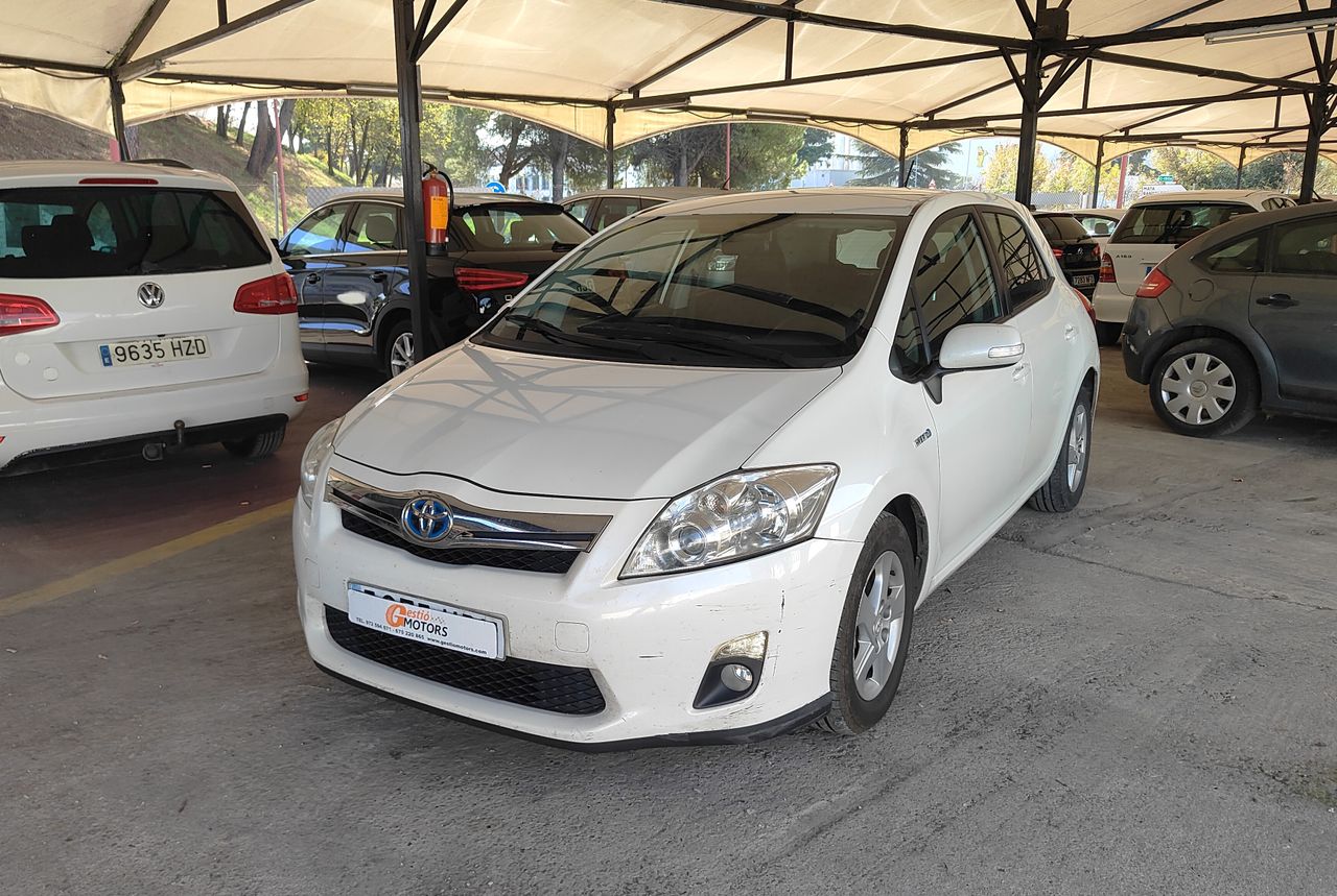Toyota Auris 1.8 ACTIVE HSD  HIBRID  AUT.