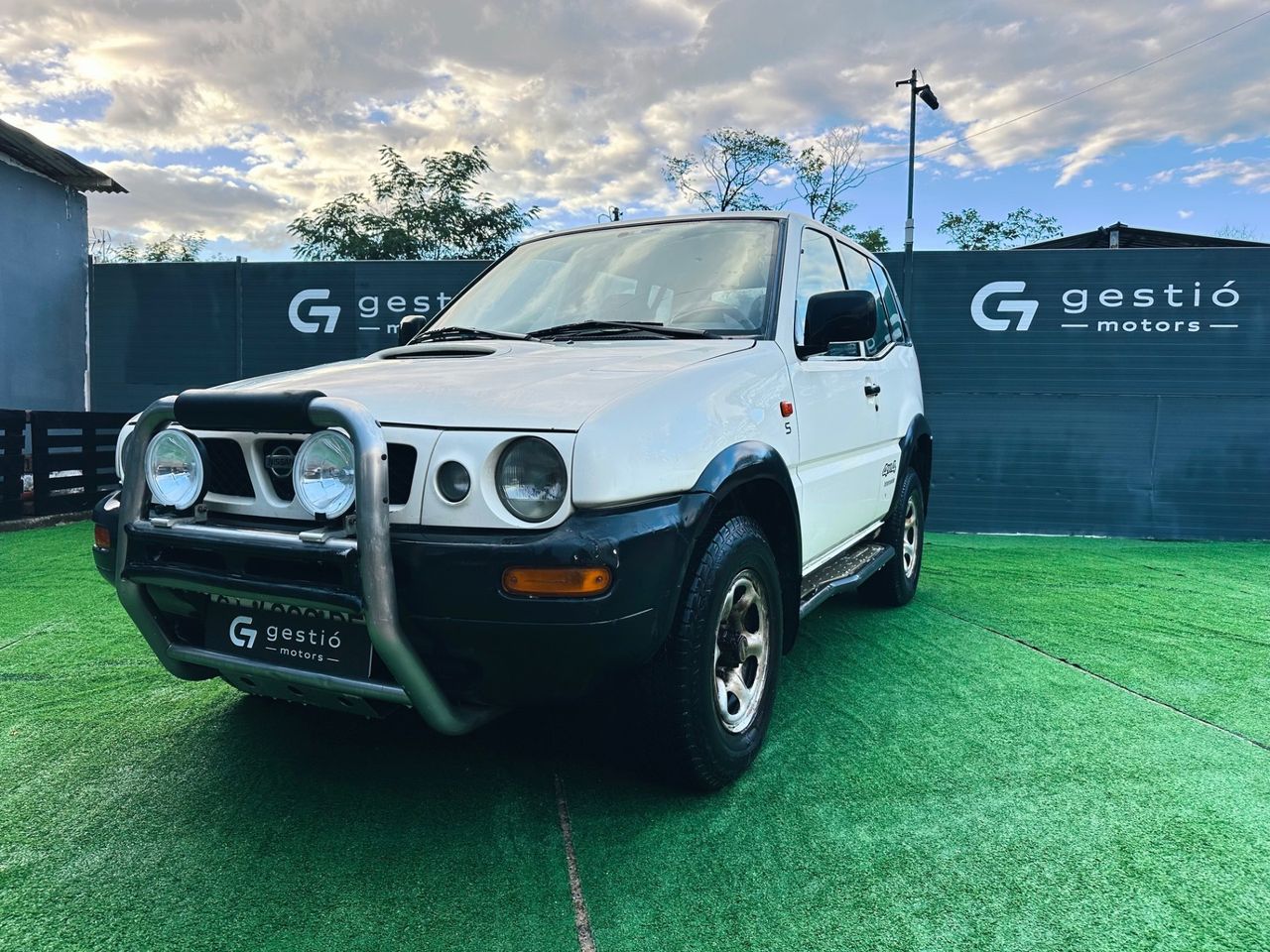 Nissan Terrano 3p 2.7TD 100 Comfort