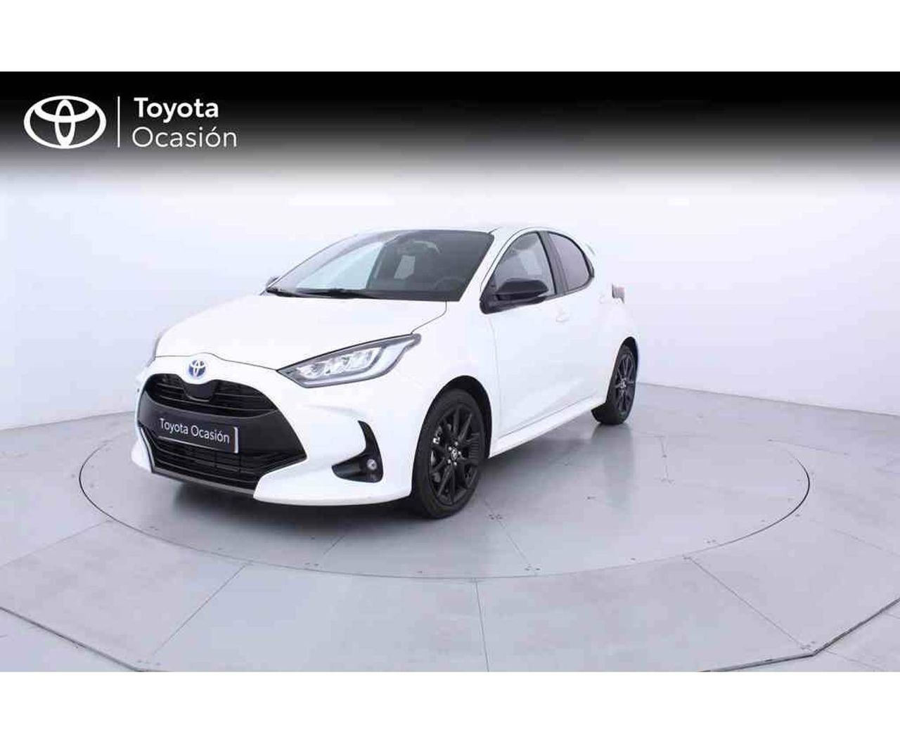 toyota yaris 2024 /