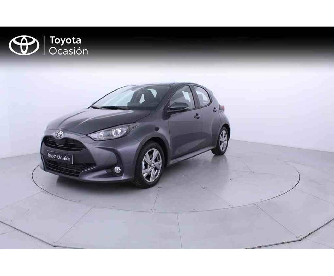 toyota yaris 2024 /