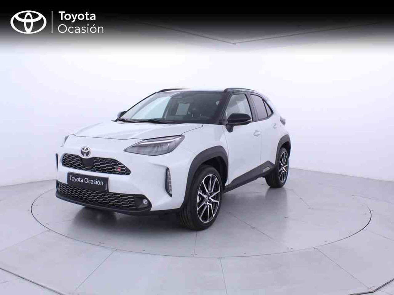toyota yaris cross 2024 /