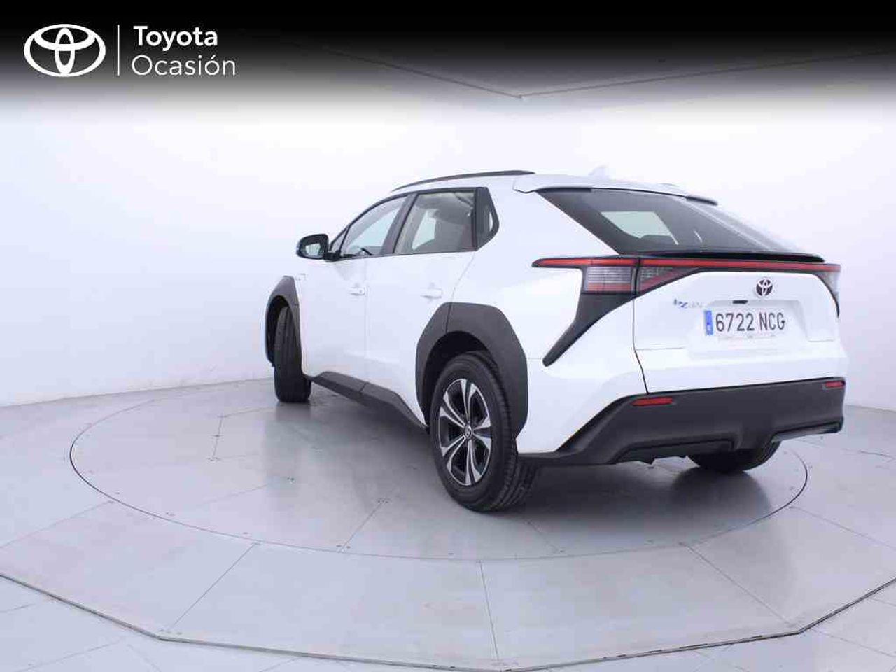 toyota bz4x 2025 / foto grande (3)