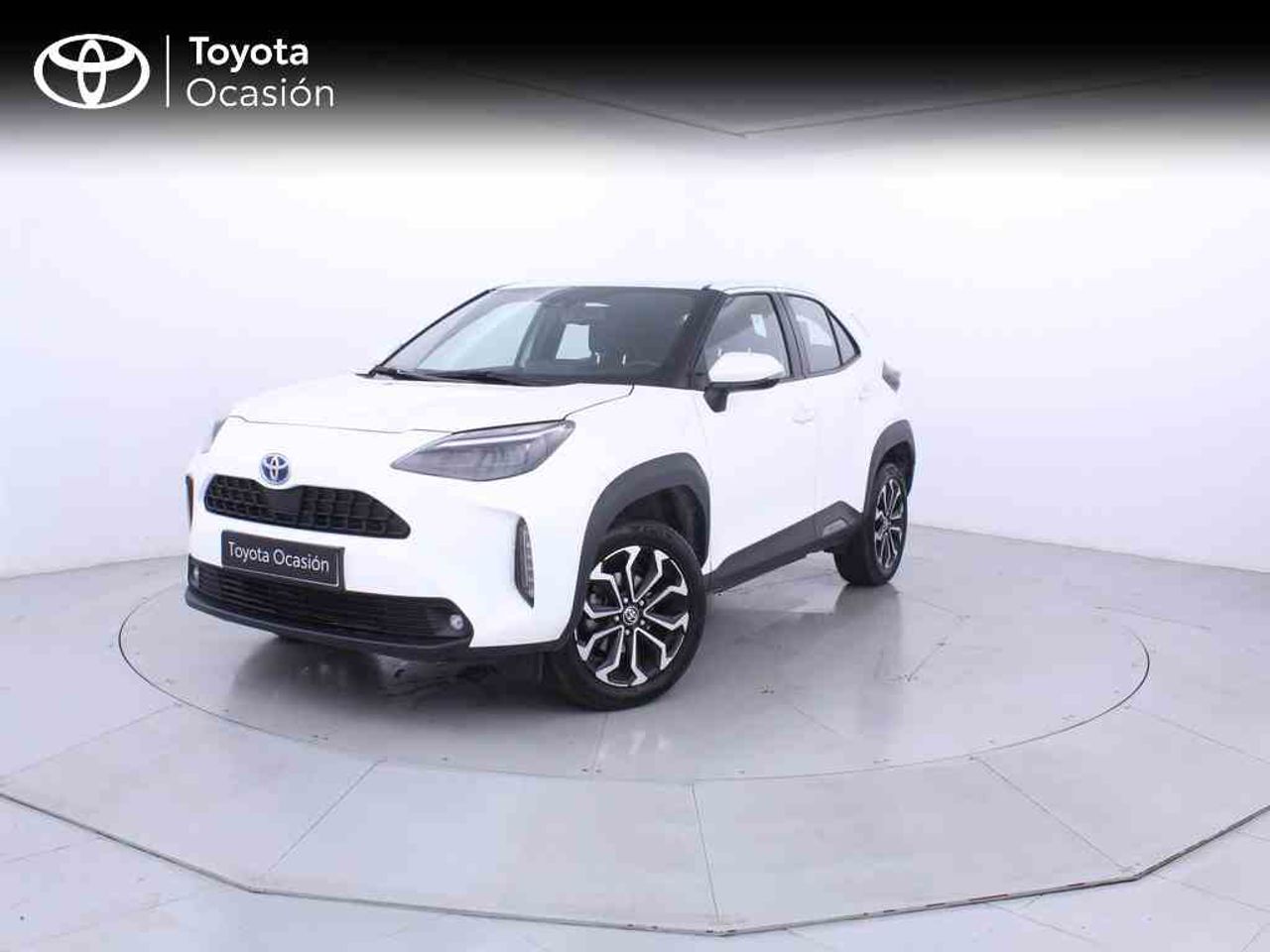 toyota yaris cross 2024 /