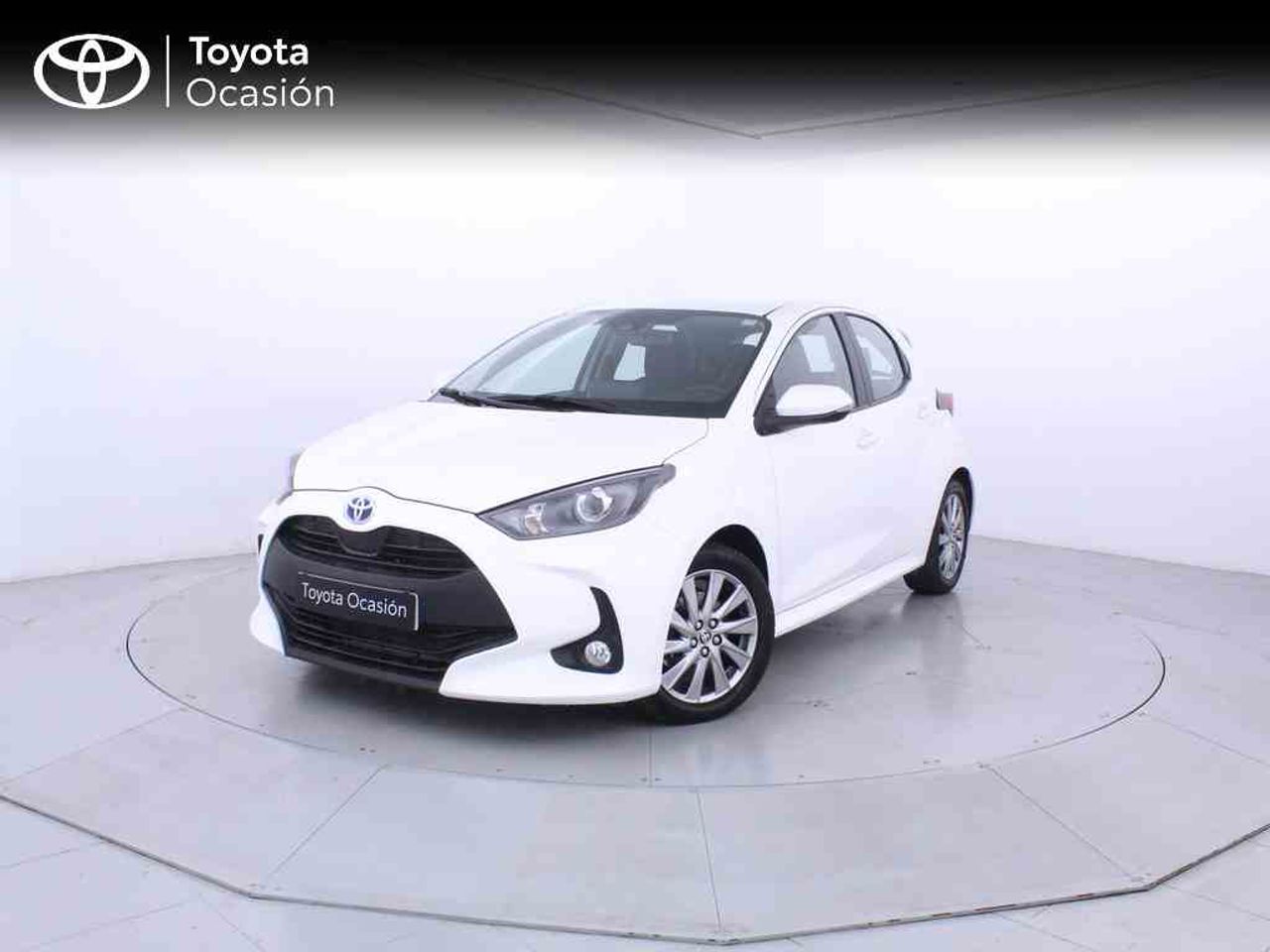 toyota yaris 2023 /