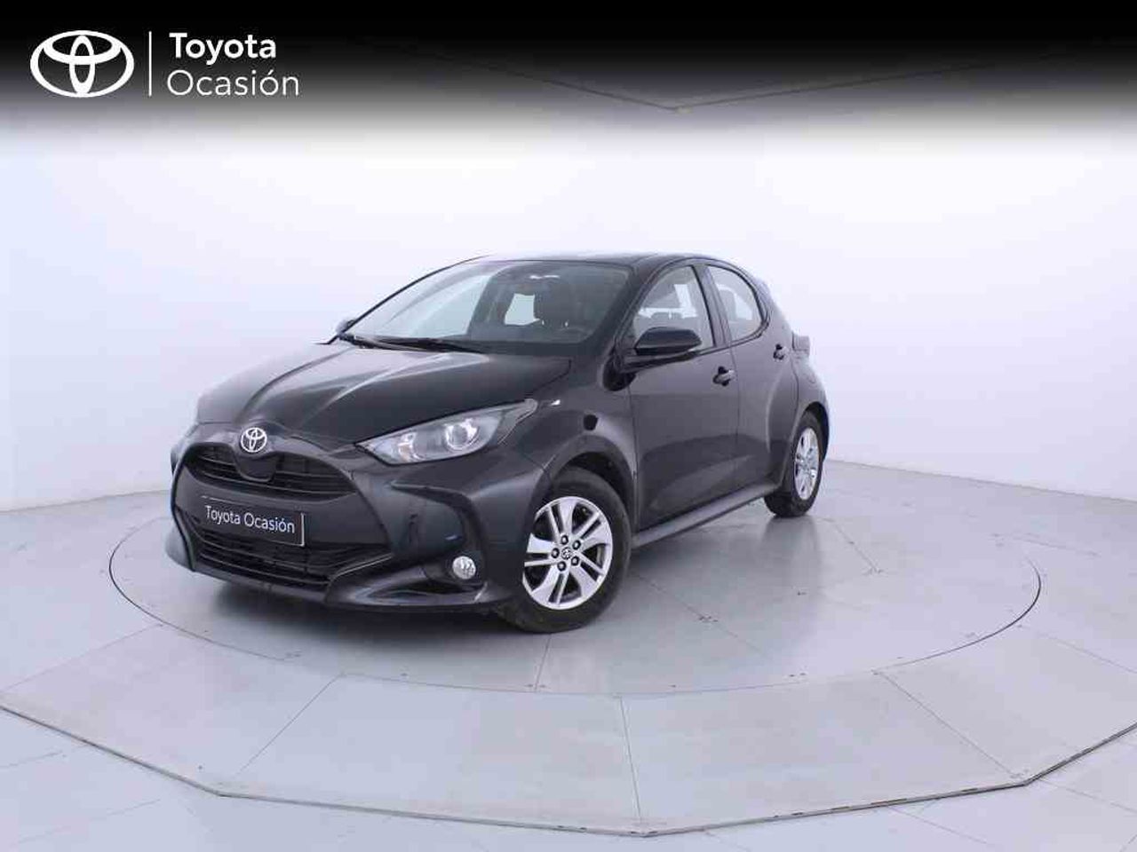 toyota yaris 2024 /