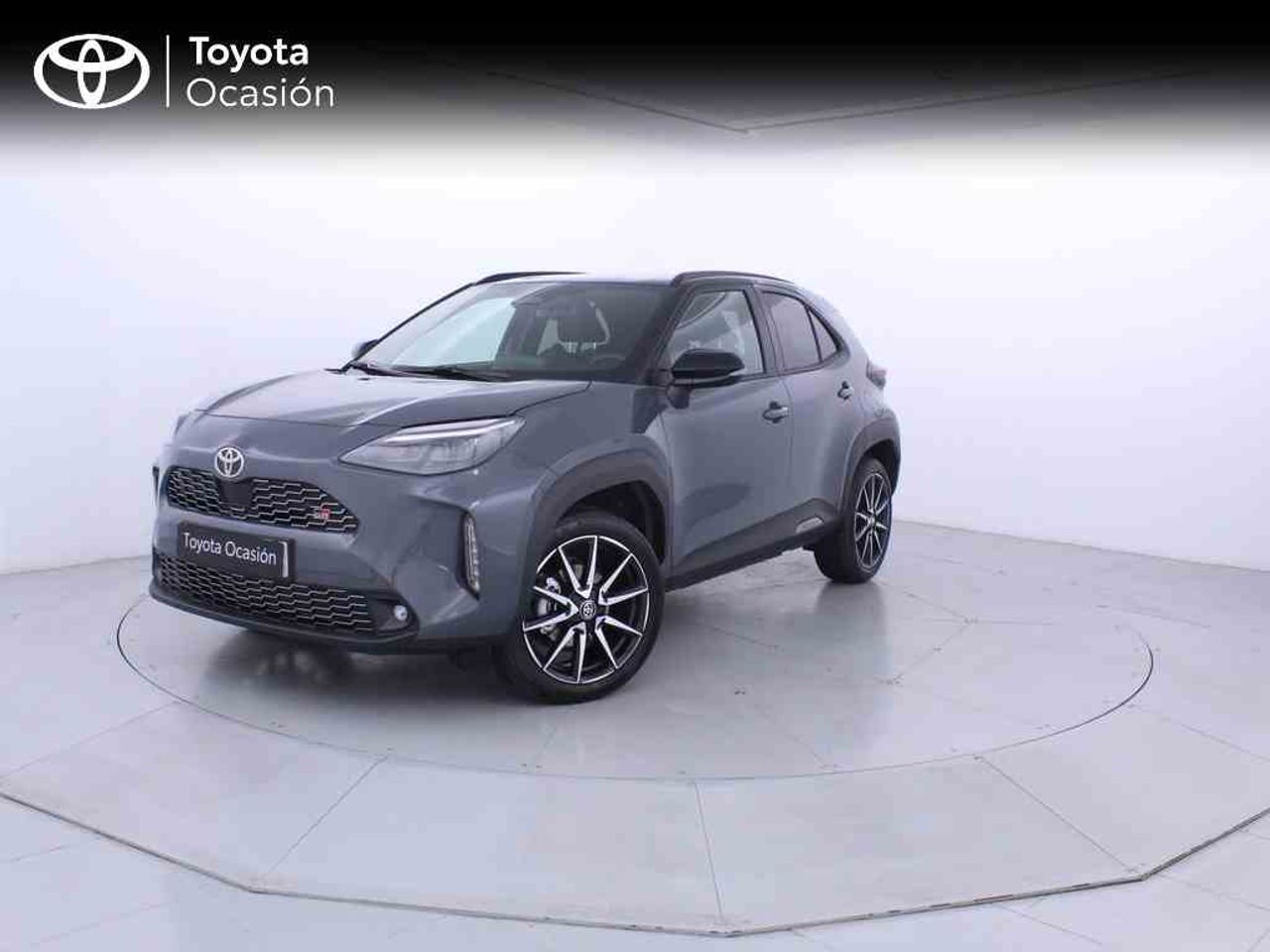 toyota yaris cross 2025 /