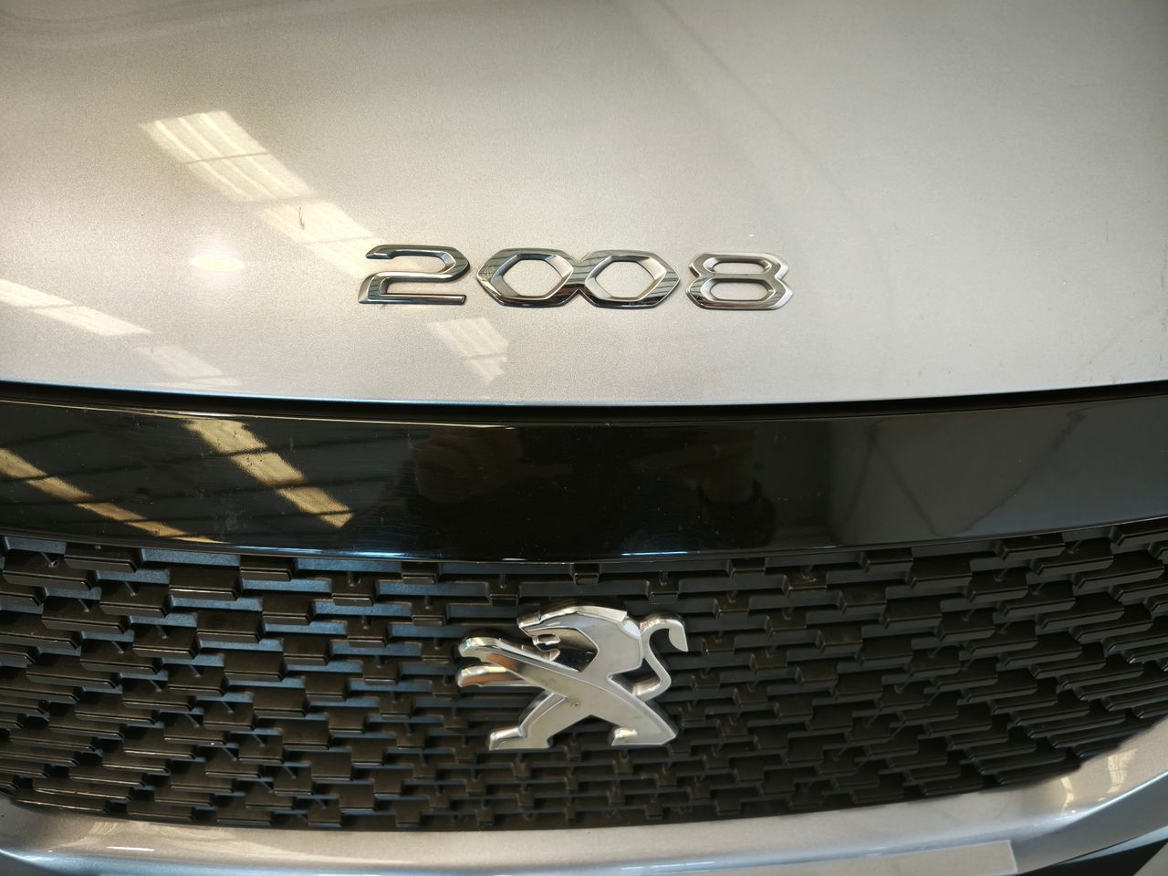 peugeot 2008 2021 / foto grande (3)