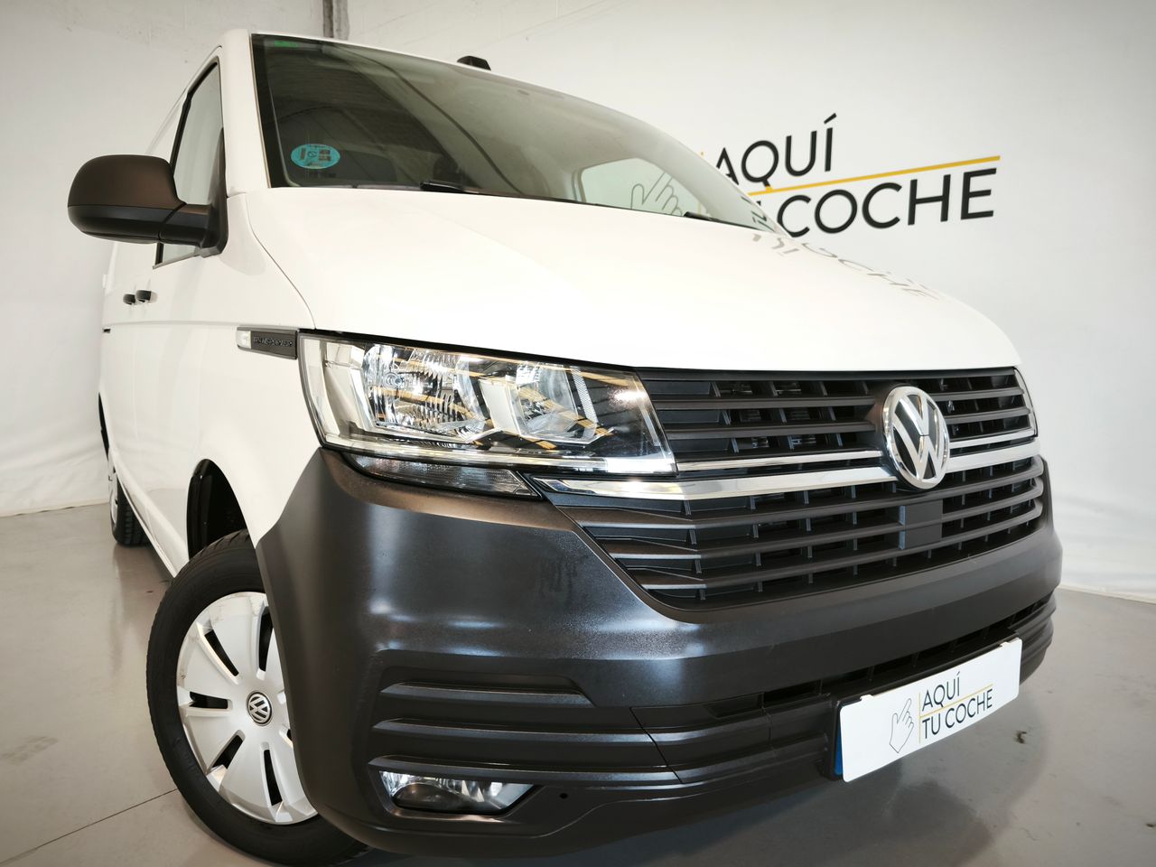 Portes con furgon y chofer  de segunda mano - volkswagen transporter 2021 /
