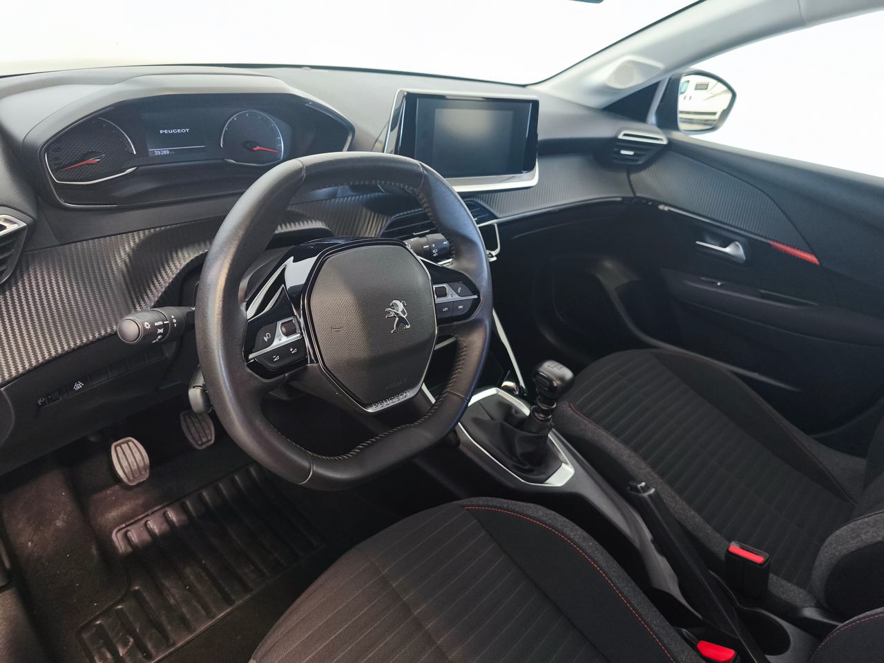 peugeot 208 2023 / foto grande (3)