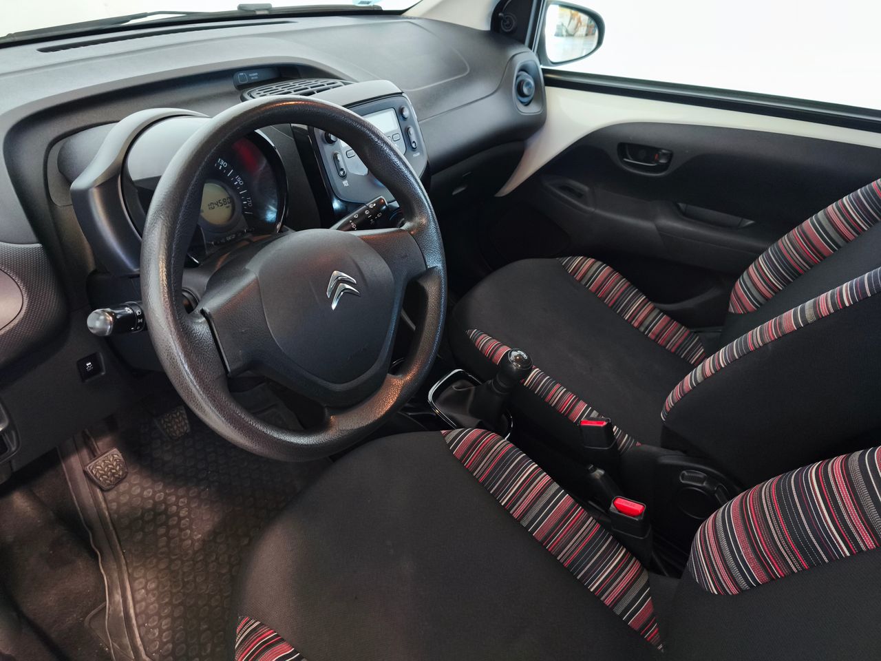 citroën c1 2020 / foto grande (2)