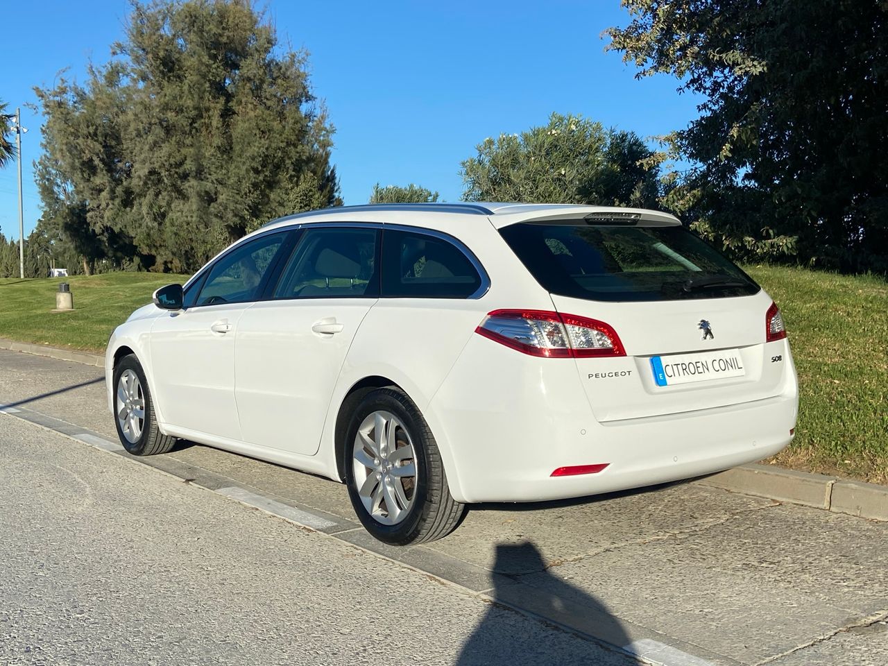 Peugeot 508 SW Active 1.6 BlueHDi 120 EAT6 - Foto 2