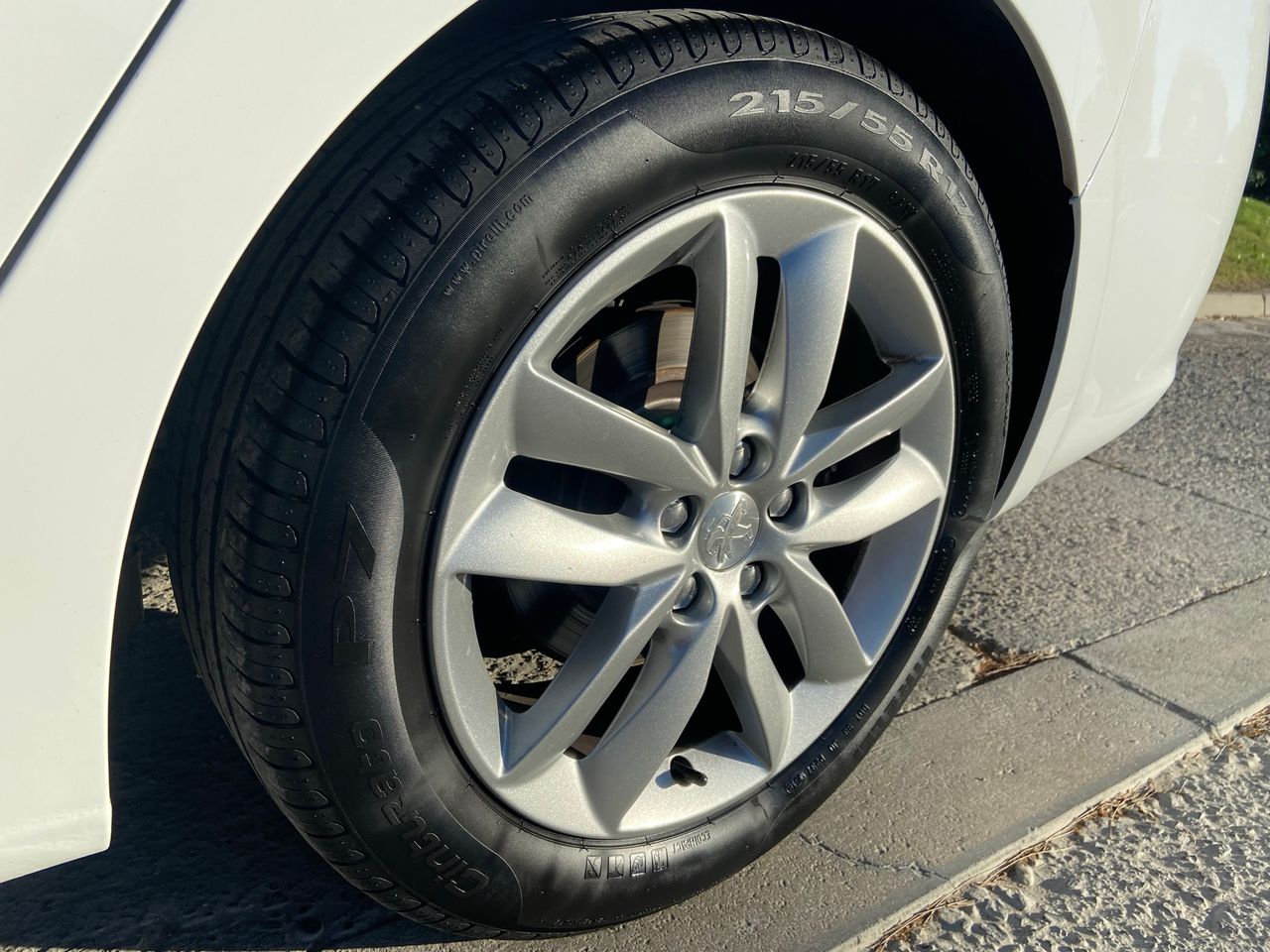 Peugeot 508 SW Active 1.6 BlueHDi 120 EAT6 - Foto 2