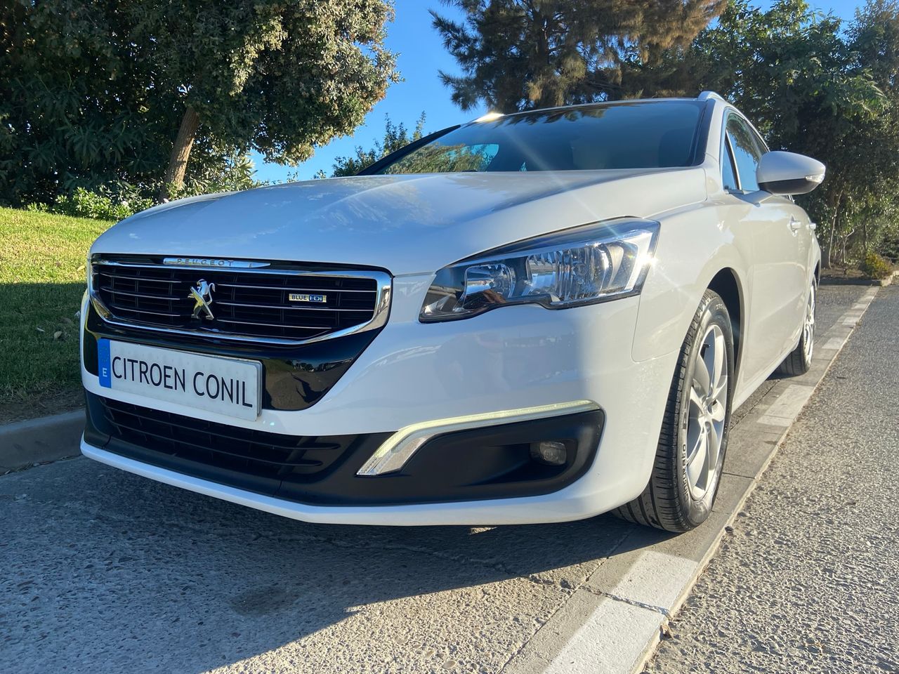 peugeot 508 sw active 1.6 bluehdi 120 eat6 foto grande (3)