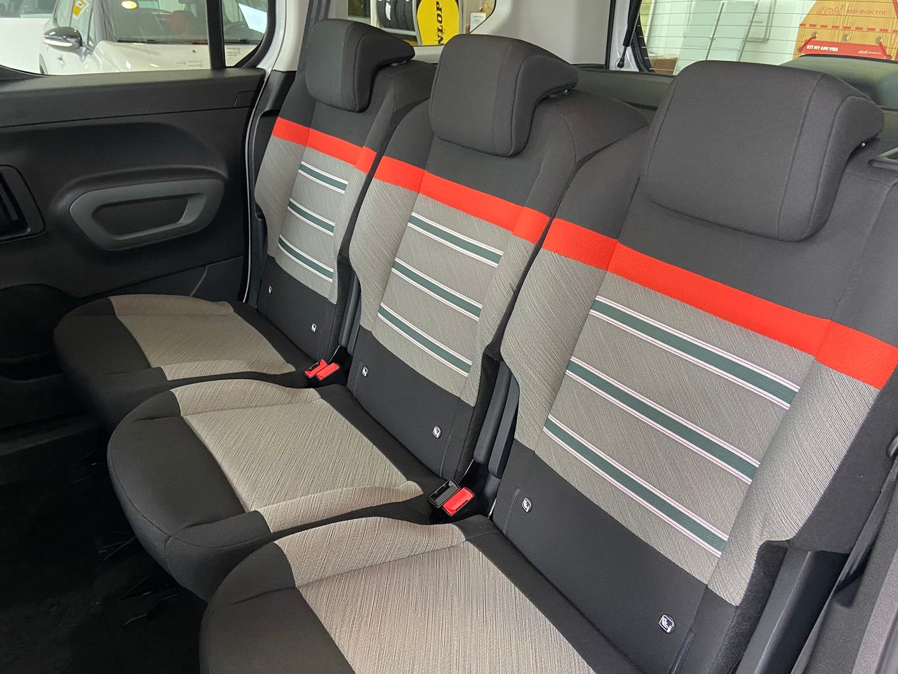 Citroën Berlingo Talla M BlueHDi 130 S&S EAT8 Shine - Foto 2