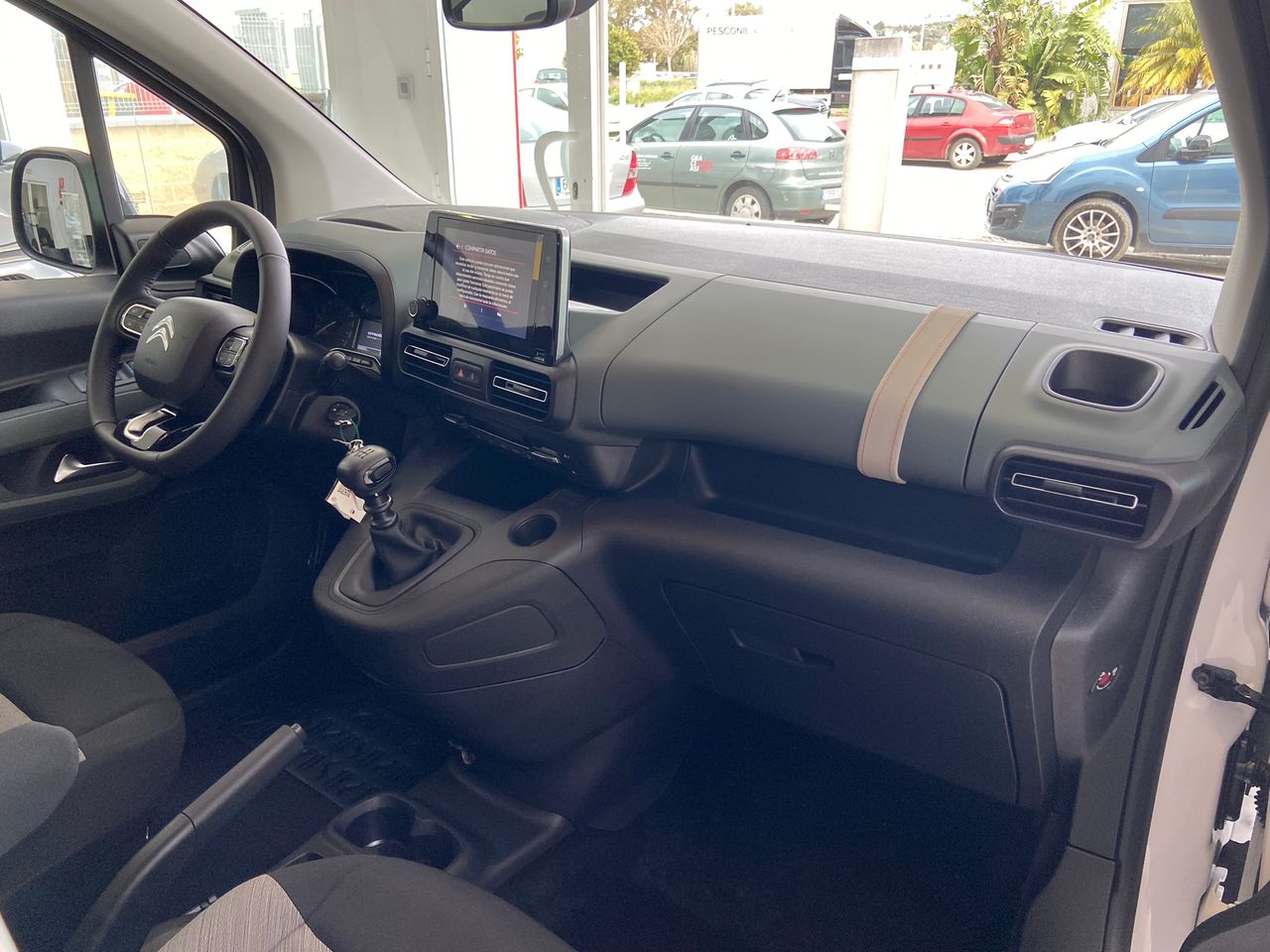 Citroën Berlingo Talla M BlueHDi 130 S&S EAT8 Shine - Foto 2