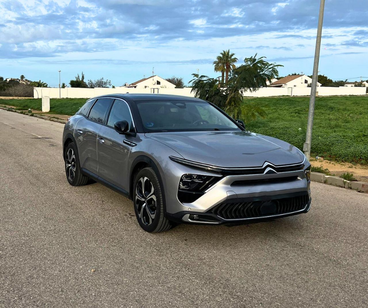citroën c5 x hybrid 225 e-eat8 shine pack foto grande (2)