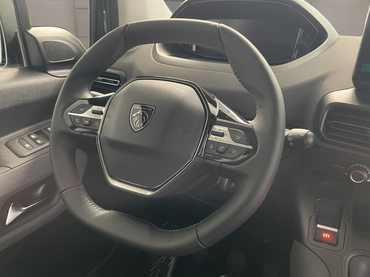 Peugeot Rifter 1.5 BLUEHDI 73KW ALLURE STANDARD 4P - Foto 16