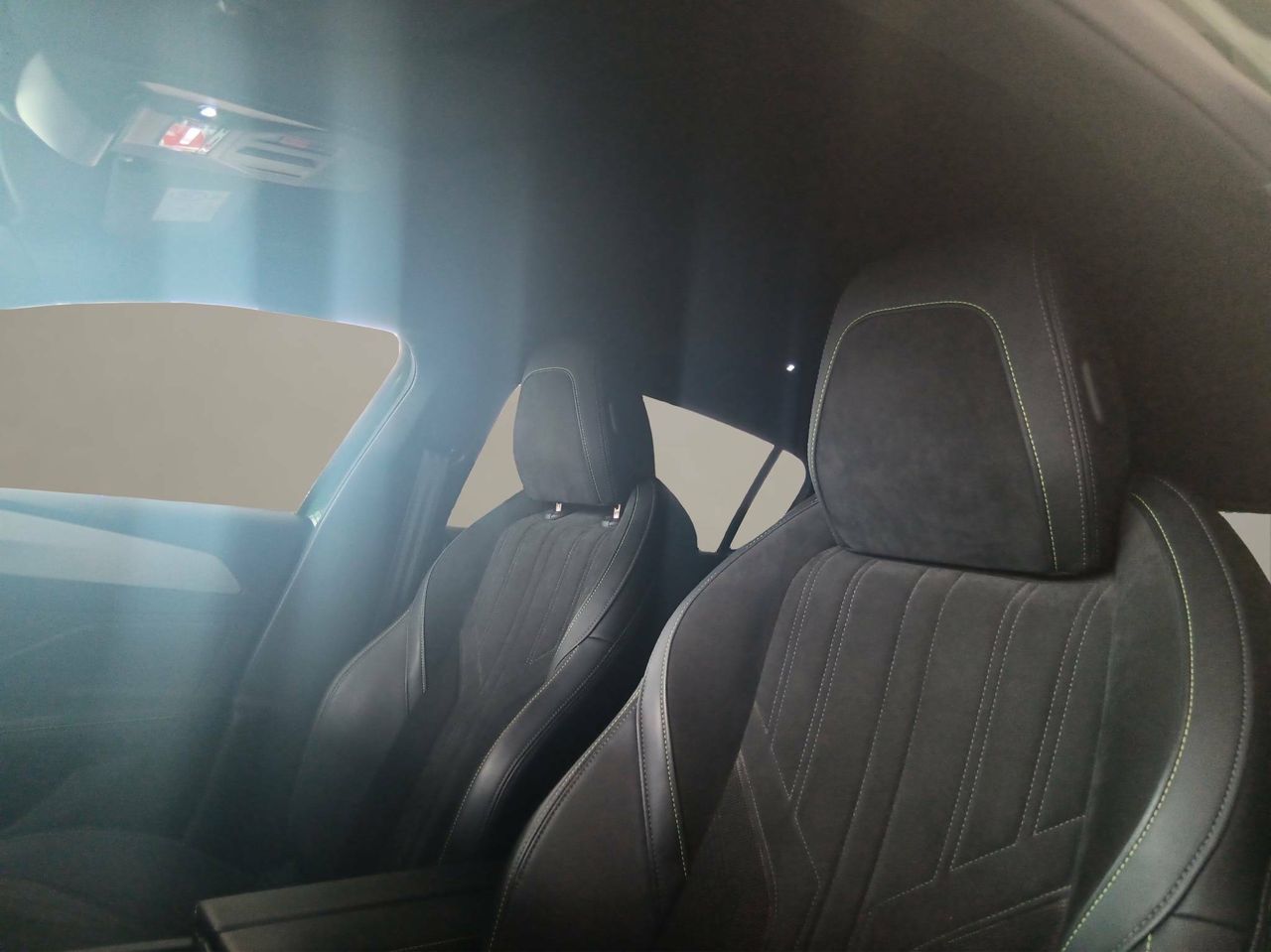 Peugeot 308  5P  BlueHDi 130 S&S EAT8 GT - Foto 11