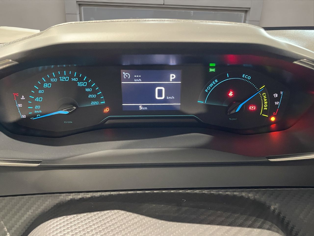 Peugeot 208 Allure HYBRID 110 eDCS6 - Foto 19