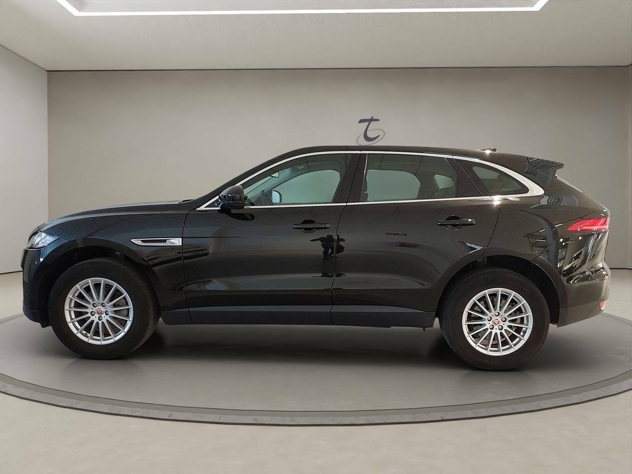 Jaguar F-Pace  2.0L i4D AWD Manual Portfolio - Foto 3