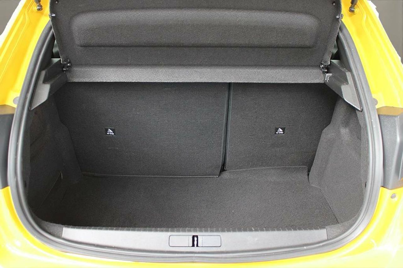 Peugeot 208  BlueHDi 73kW (100CV) Active Pack - Foto 6