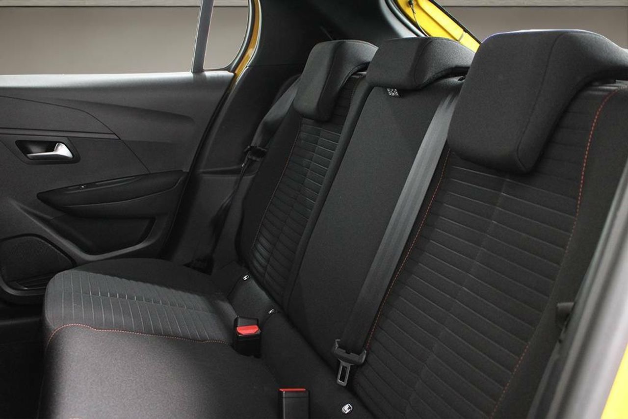 Peugeot 208  BlueHDi 73kW (100CV) Active Pack - Foto 11