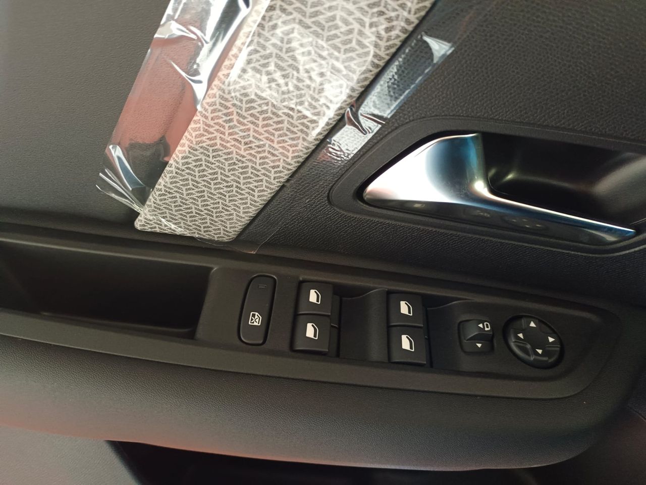 Citroën C4 BlueHDi 130 S&S EAT8 Plus - Foto 18