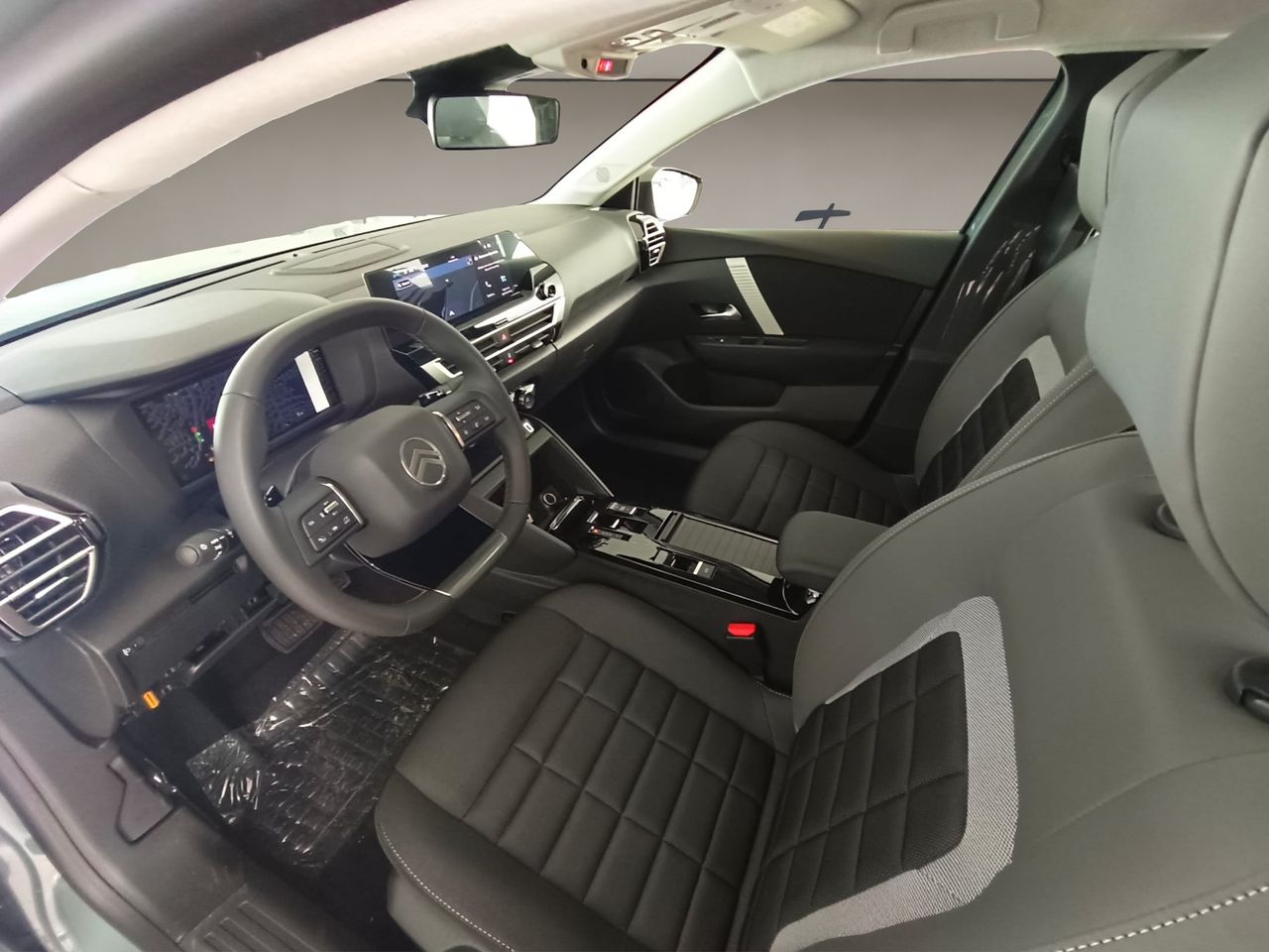 Citroën C4 Hybrid 145 ë-DCS6 Business Edition - Foto 11