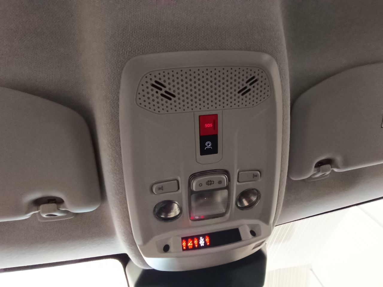 Citroën C4 Hybrid 145 ë-DCS6 Plus - Foto 15