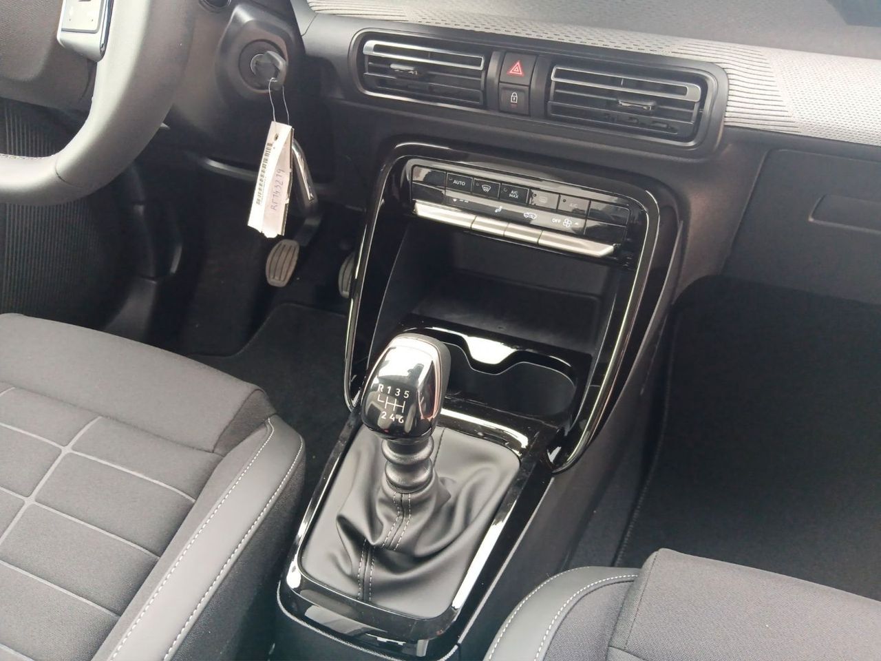 Citroën C3 Turbo 100 Max - Foto 14