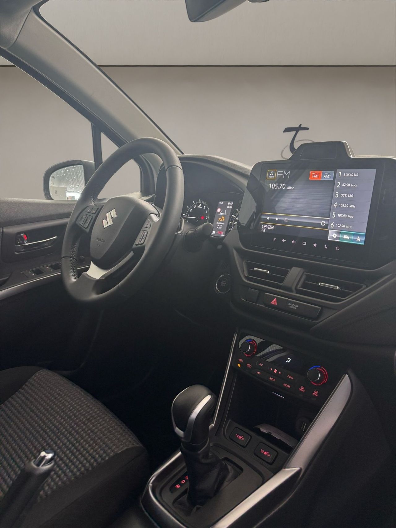 Suzuki SCross 1.5 S2 Strong Hybrid Auto - Foto 13