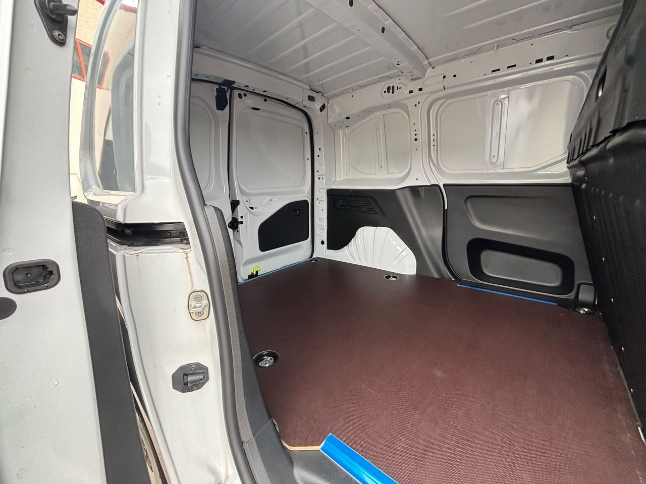 Opel Combo Cargo Combo Cargo L 1000kg Diesel 1.5 100HP S&S MT6   - Foto 11