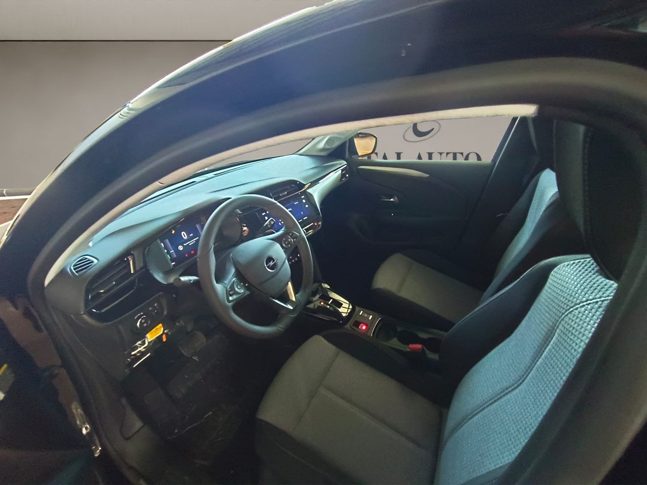 Opel Corsa 1.2T XHL Hybrid 81kW Edition eDCT - Foto 11