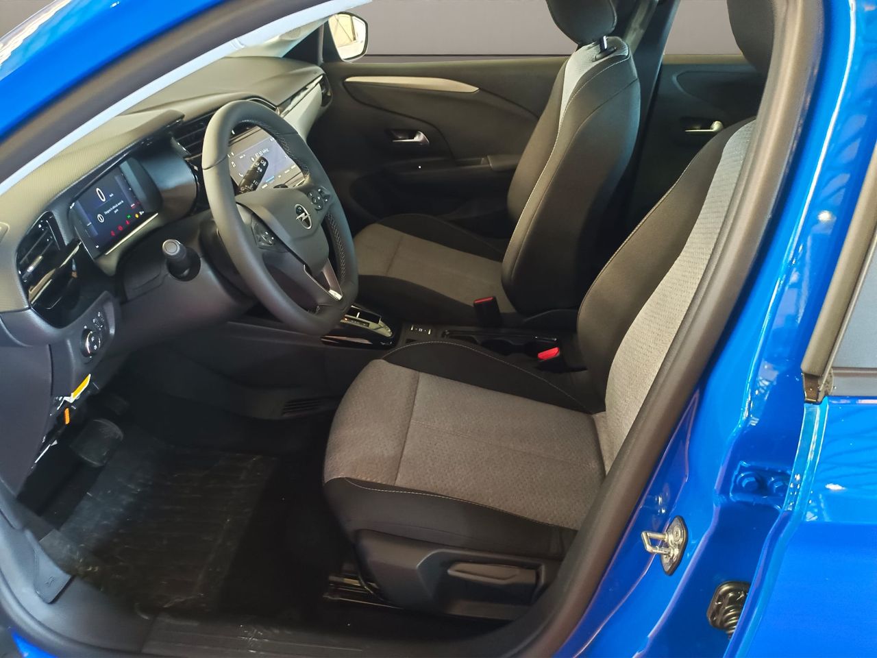 Opel Corsa 1.2T XHL Hybrid 81kW Edition eDCT - Foto 12