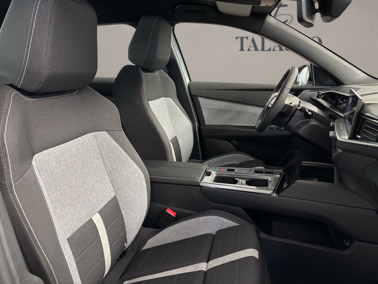 Opel Grandland 1.2T XHT Hybrid eDCT6 S/S Edition - Foto 13