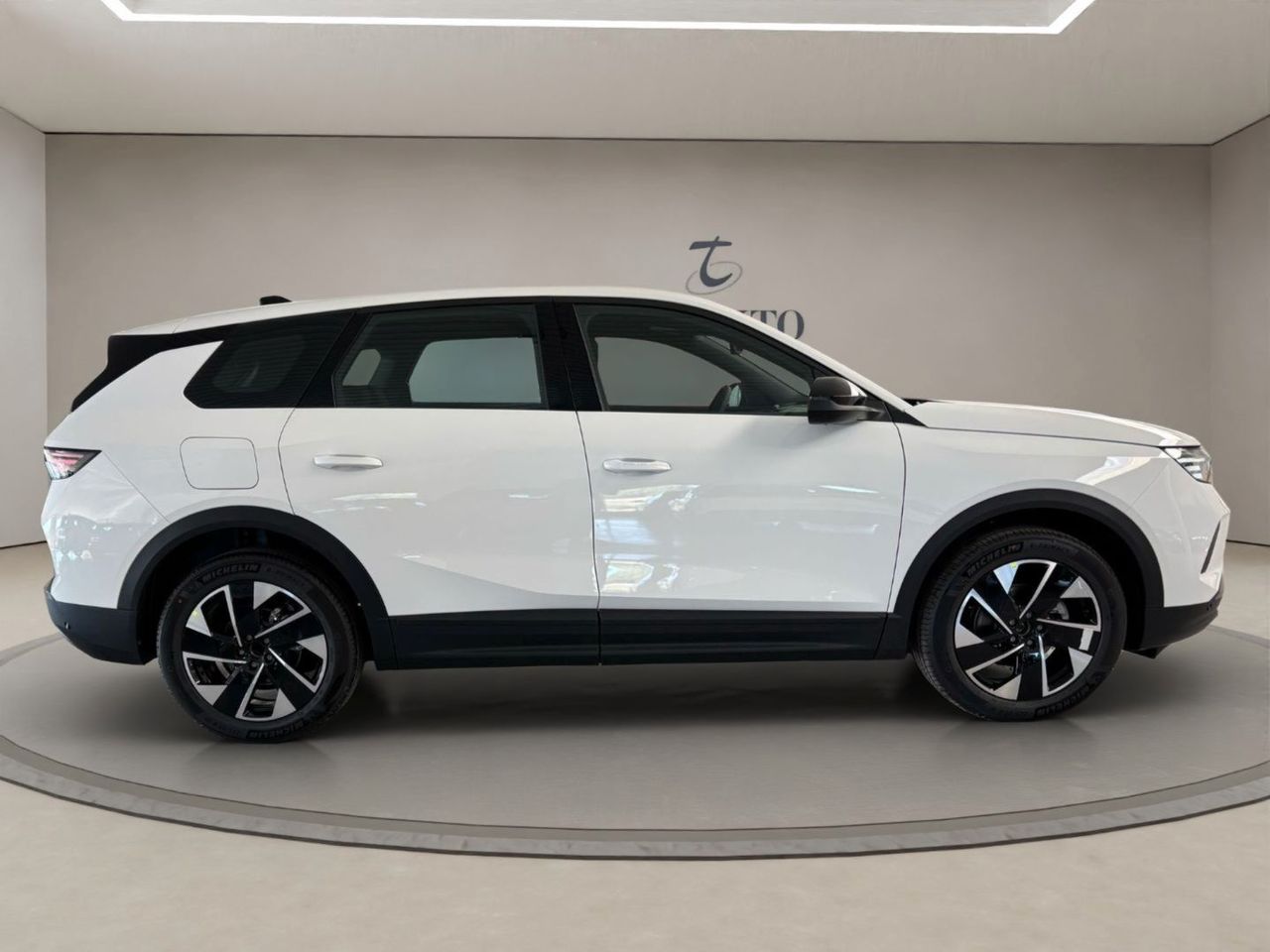 Opel Grandland 1.2T XHT Hybrid eDCT6 S/S Edition - Foto 6