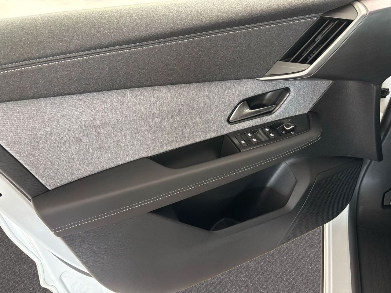 Opel Grandland 1.2T XHT Hybrid eDCT6 S/S Edition - Foto 11