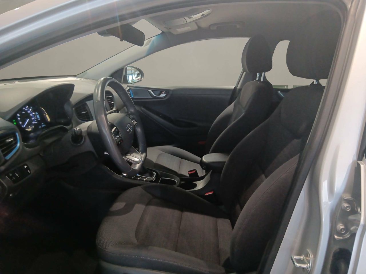 Hyundai IONIQ  1.6 GDI HEV  DCT Klass - Foto 12