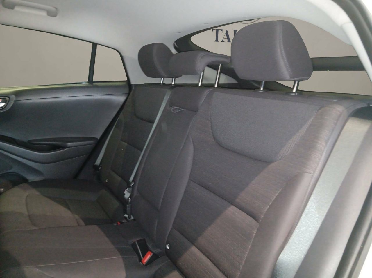 Hyundai IONIQ  1.6 GDI HEV  DCT Klass - Foto 11