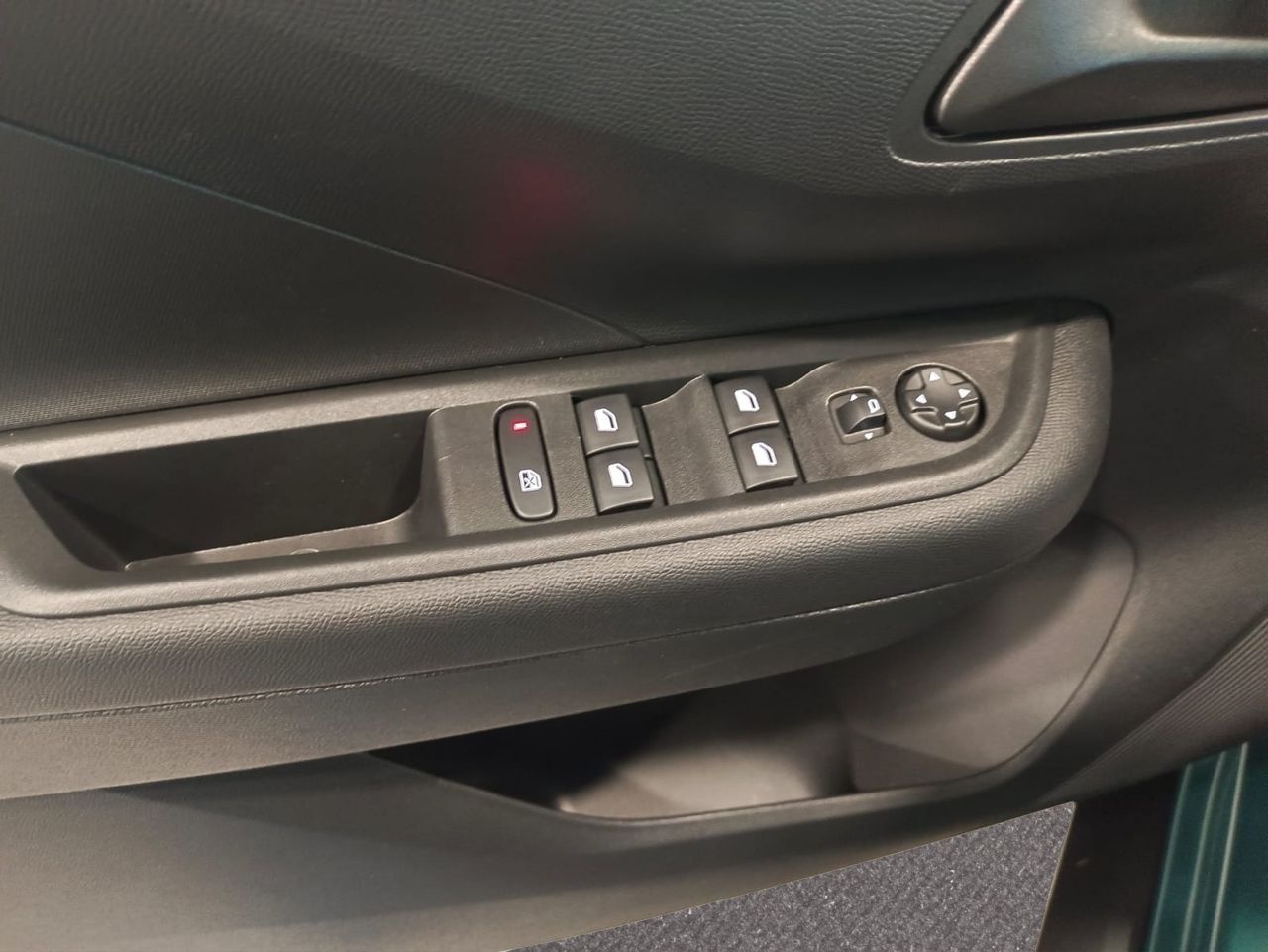 Opel Frontera 1.2T XHT Hybrid eDCT6 107kW Edition - Foto 12