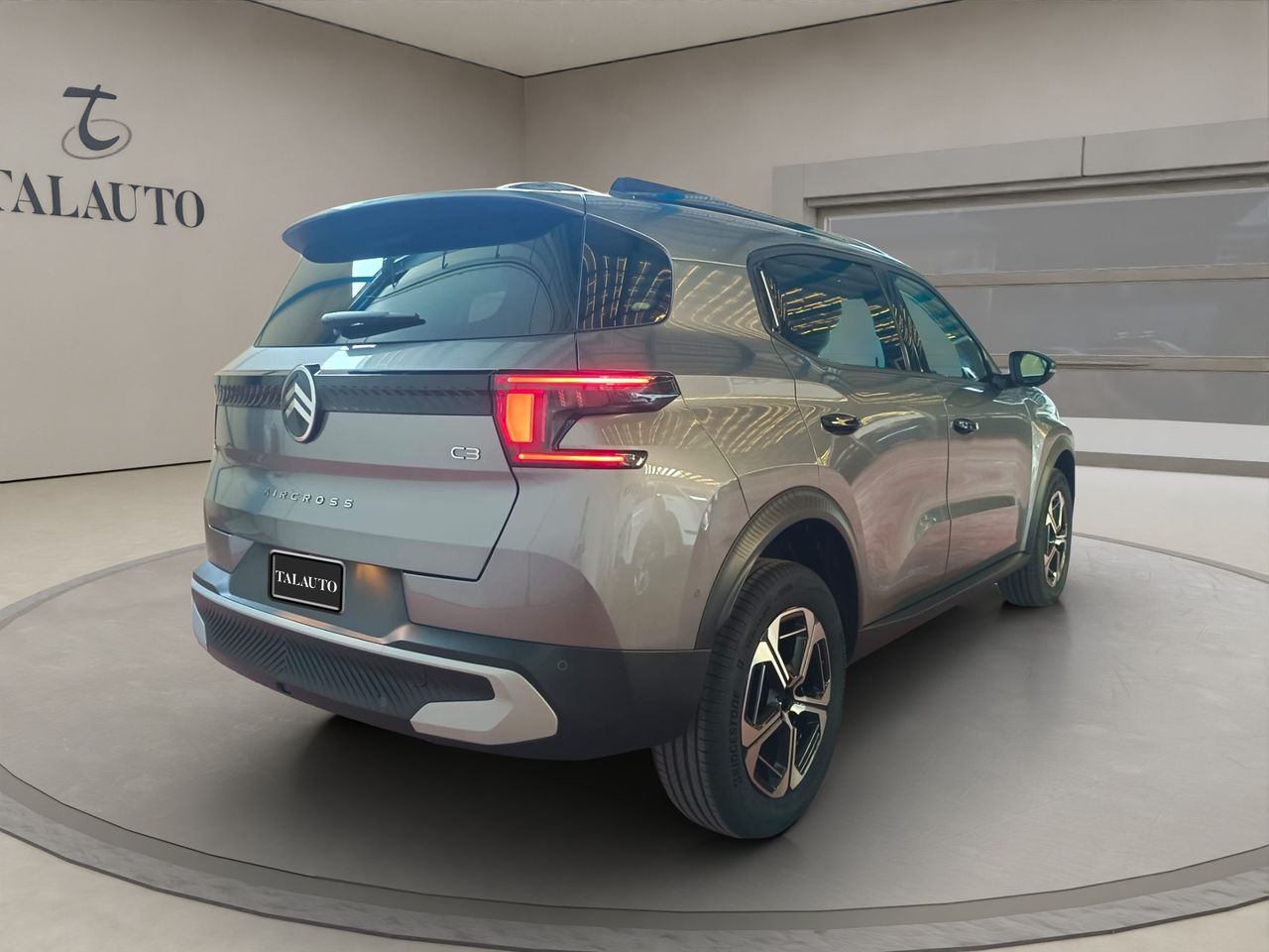 Citroën C3 Aircross Hybrid 145 ë-DCS6 MAX - Foto 6