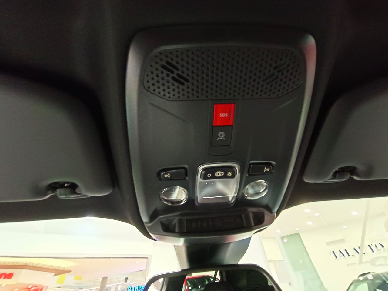 Peugeot 2008 Allure Gasolina 100 S&S 6 Vel. MAN - Foto 14