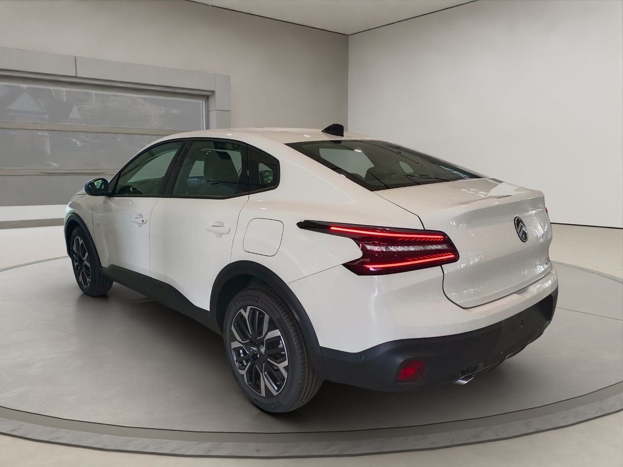 Citroën C4 X Hybrid 145 ë-DCS6 Business Edition - Foto 4