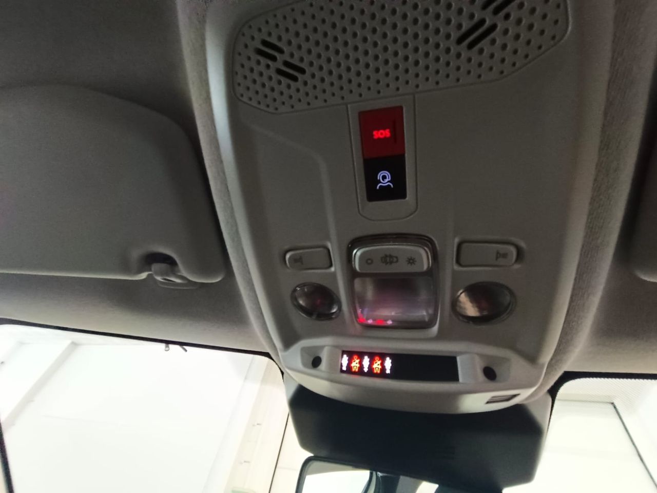 Citroën C4 X Hybrid 145 ë-DCS6 Business Edition - Foto 14